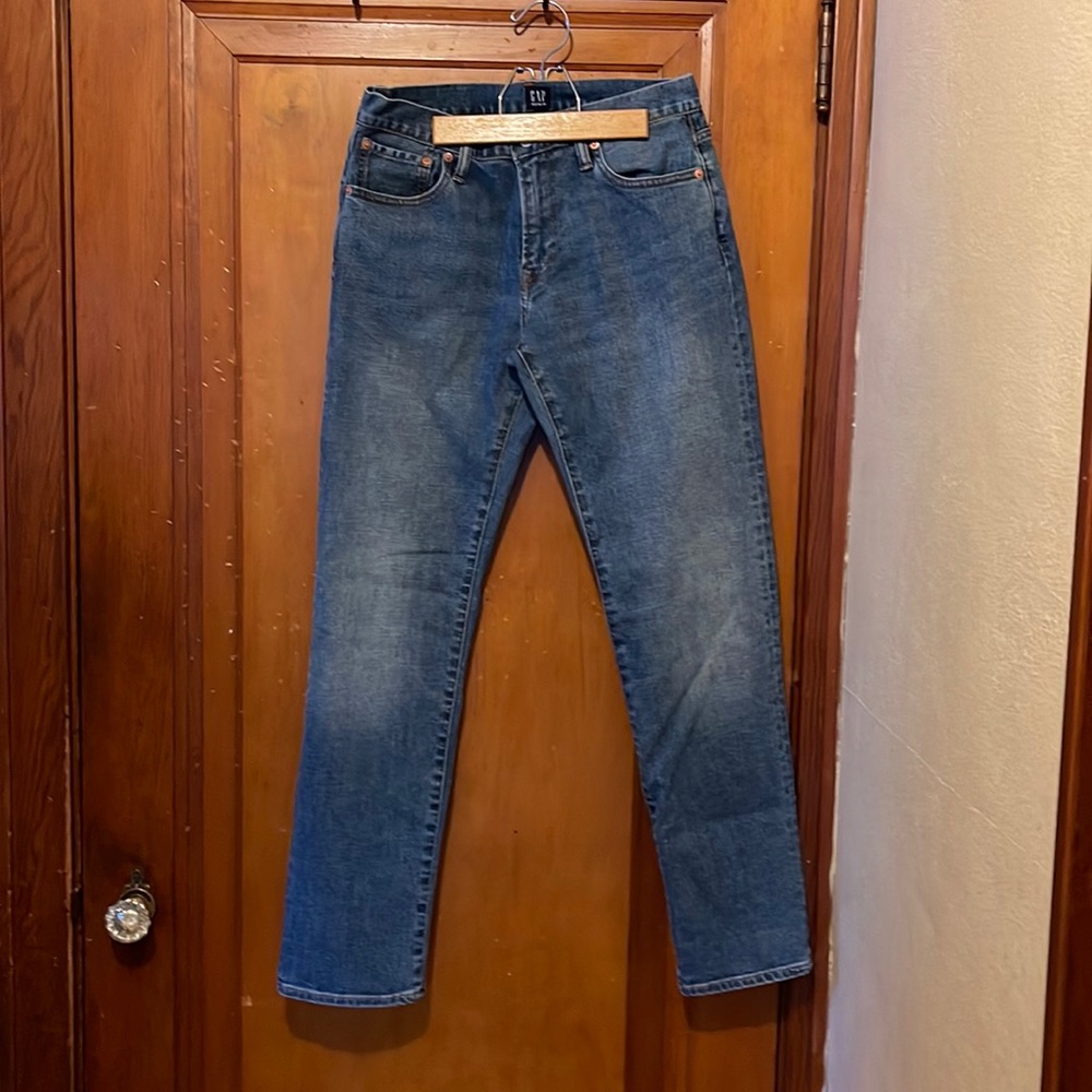 Men’s Gap Denim Jeans 28 x 30 straight.